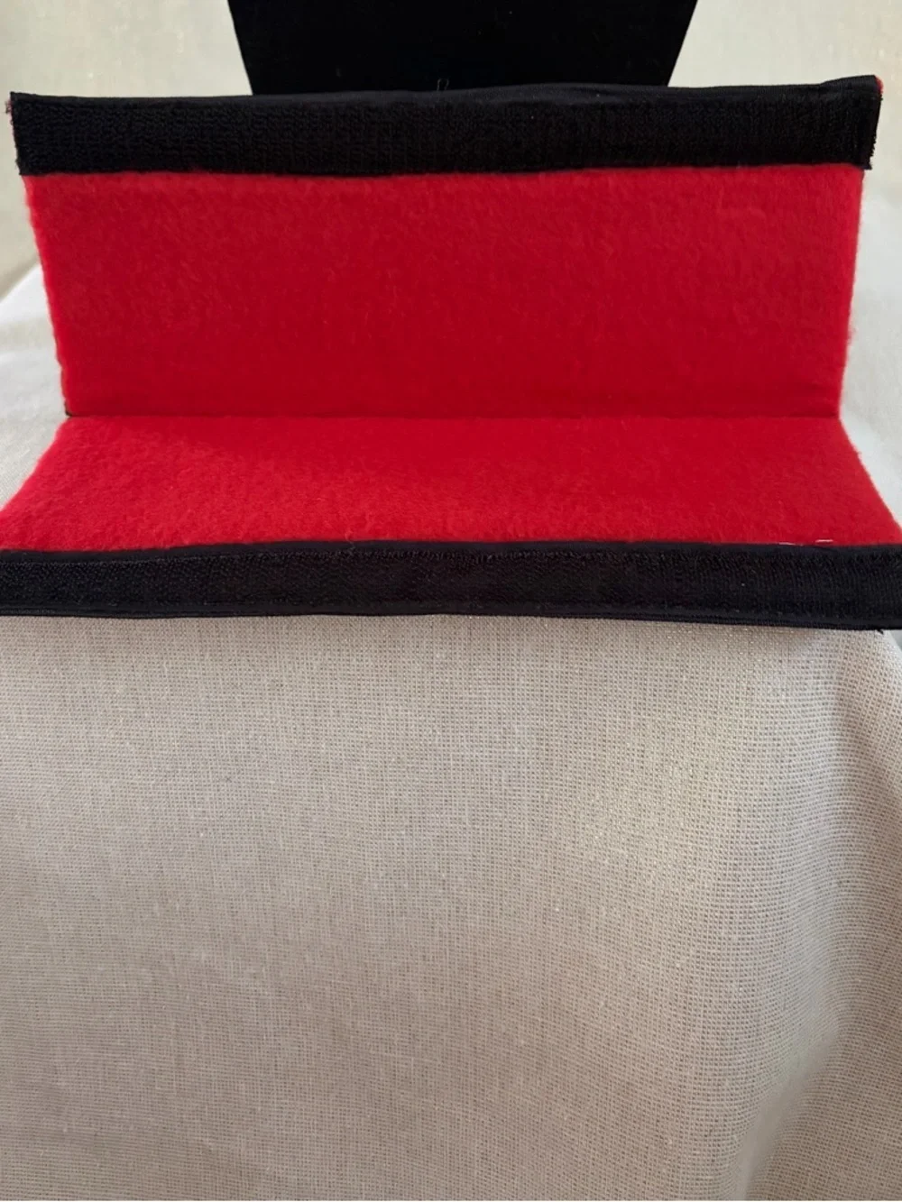 Leader black padded